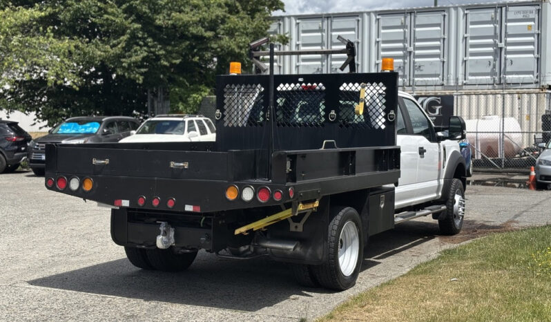 
								2017 Ford F-550 full									
