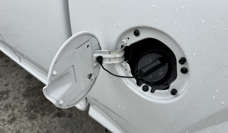 
								2012 GMC Canyon full									