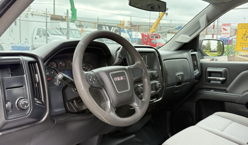 
								2016 GMC Sierra full									