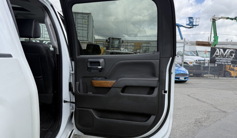 
								2017 Chevrolet Silverado 1500 full									