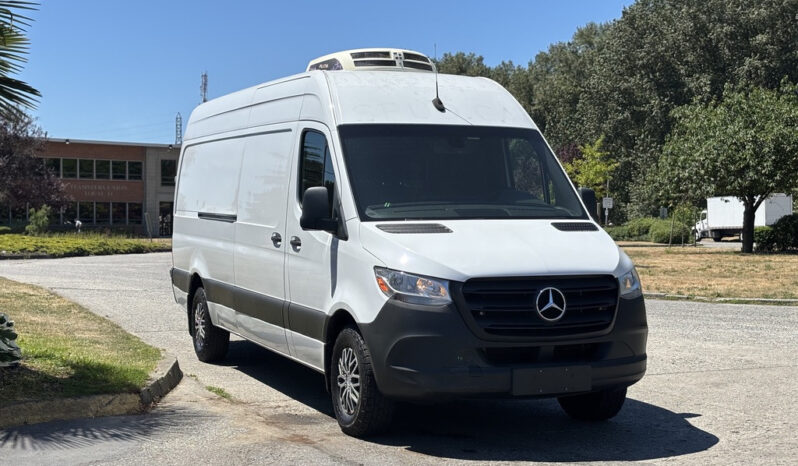 
								2019 Mercedes-Benz Sprinter full									