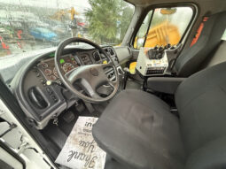 2016 Freightliner 108SD