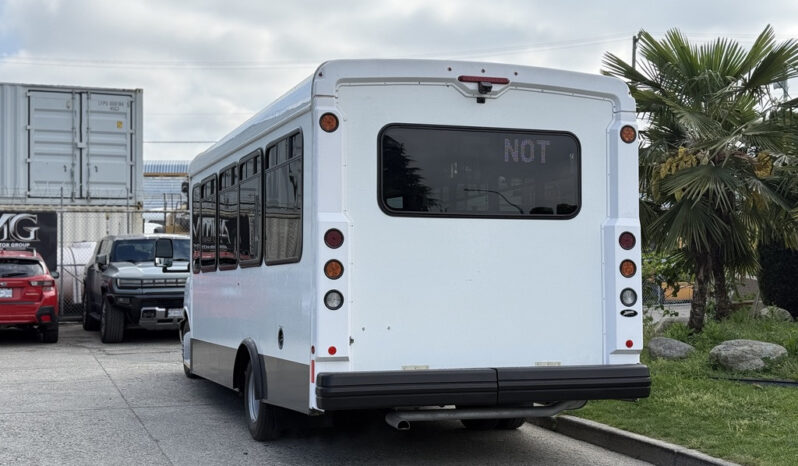 
								2020 Chevrolet Express full									