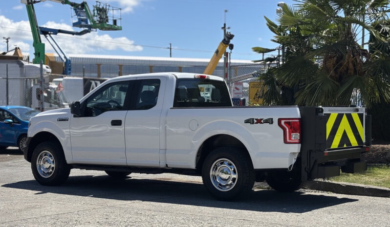 
								2016 Ford F-150 full									