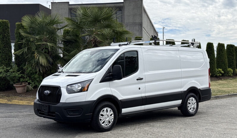 
								2023 Ford Transit full									