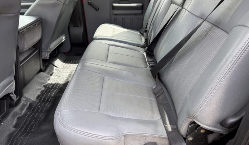 
								2013 Ford F-550 full									
