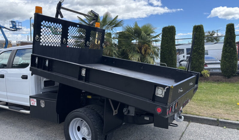 
								2017 Ford F-550 full									