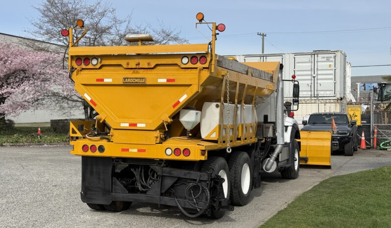 
								2016 International WorkStar full									