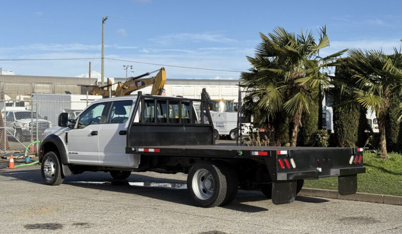
								2020 Ford F-550 Super Duty full									