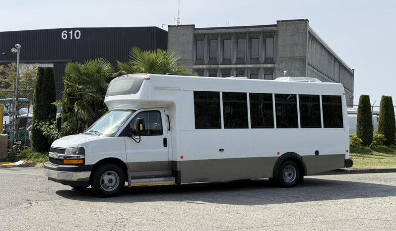 
								2020 Chevrolet Express full									