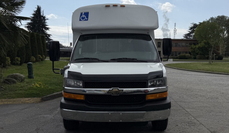 
								2013 Chevrolet Express 3500 full									