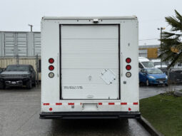 
										2012 Ford E-450 Super Duty full									