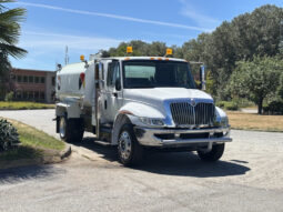 
										2008 International 4300 full									