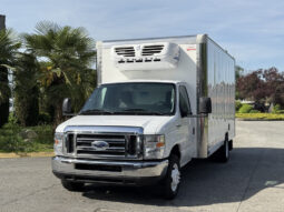 
										2019 Ford E-450 Econoline Super Duty full									