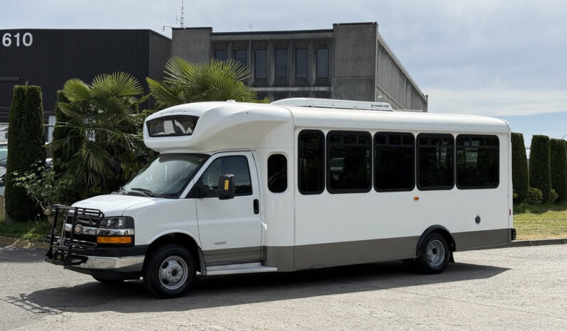 
								2017 Chevrolet Express full									