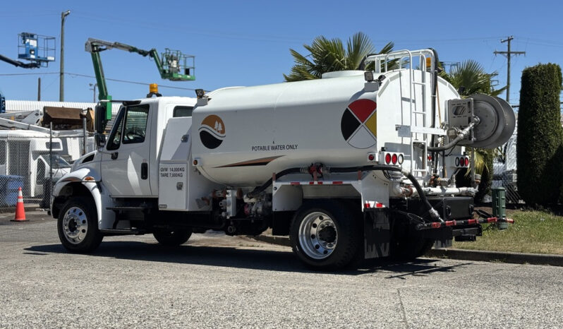 
								2008 International 4300 full									