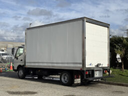 
										2014 Hino 195 full									