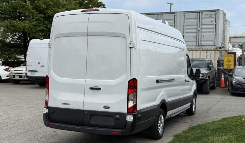 
								2017 Ford Transit full									