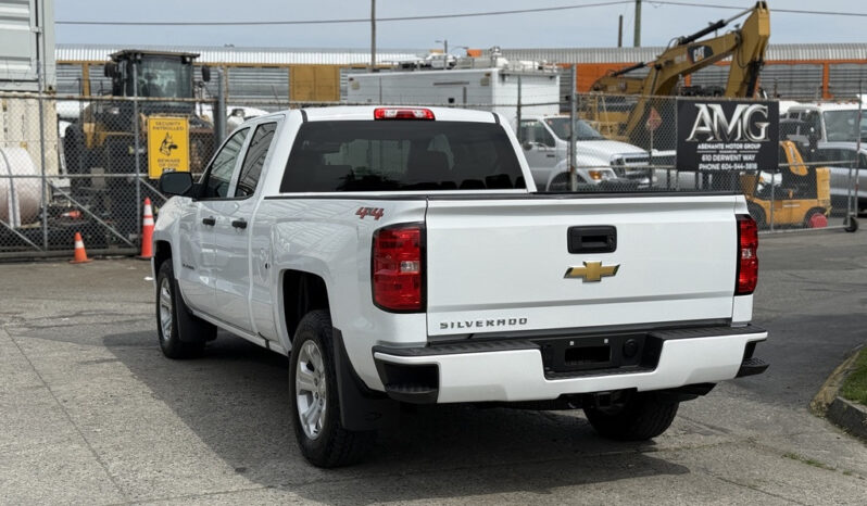 
								2018 Chevrolet Silverado 1500 full									