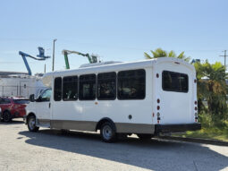 
										2017 Chevrolet Express full									