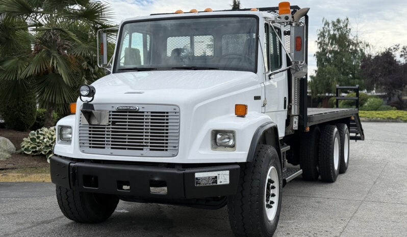 
								1998 Freightliner FL80 full									