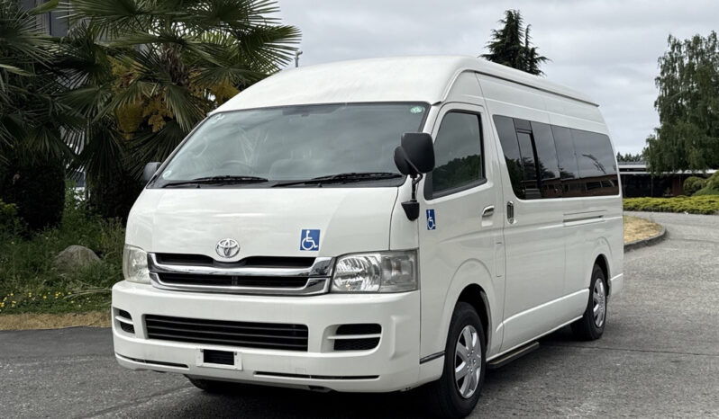 
								2009 Toyota Hiace full									