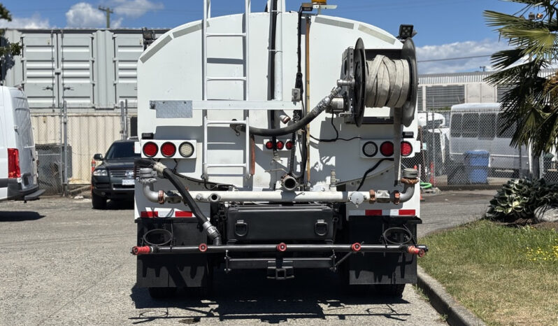 
								2008 International 4300 full									
