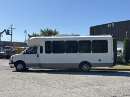 
										2017 Chevrolet Express 4500 full									