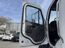 
										2016 Freightliner 108SD full									