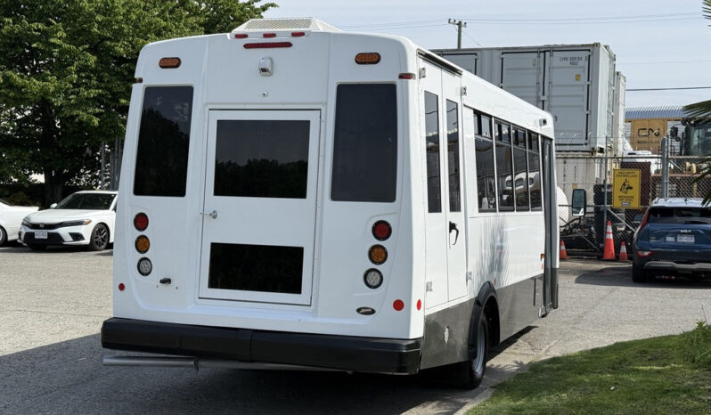 
								2020 Chevrolet Express full									