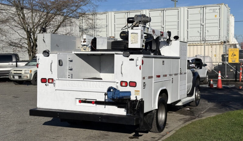 
								2009 Ford F-550 full									