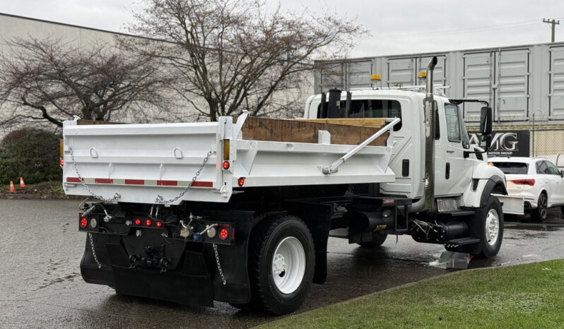 
								2010 International 7300 full									