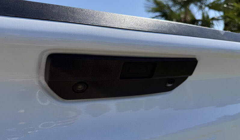 
								2021 Chevrolet Silverado 1500 full									
