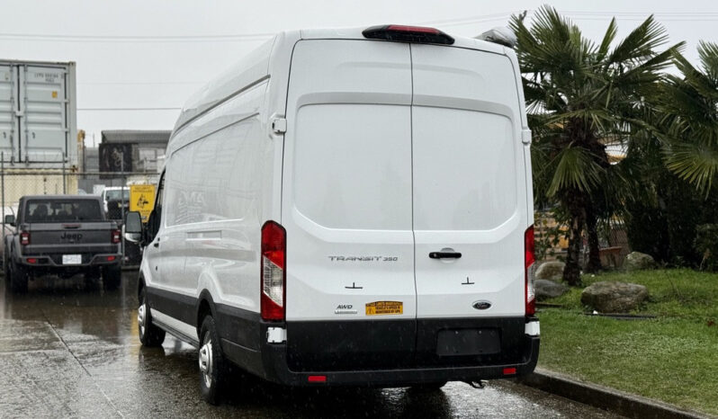 
								2023 Ford Transit full									