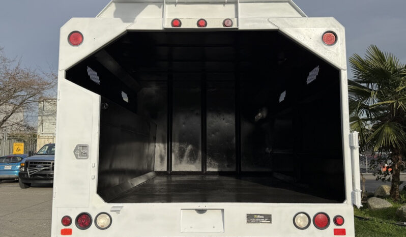 
								2011 International 4300 full									