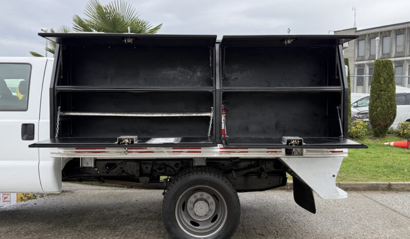 
								2016 Ford F-550 full									