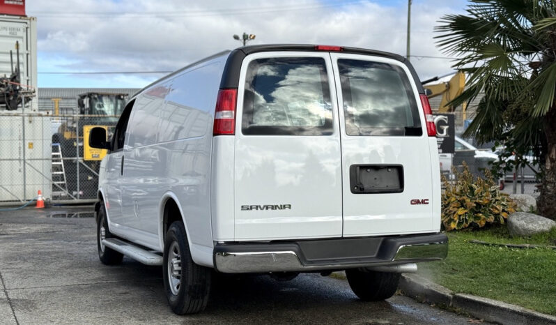 
								2023 GMC Savana 2500 full									