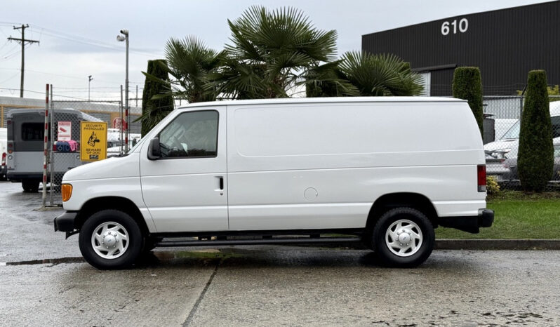 
								2006 Ford Econoline full									