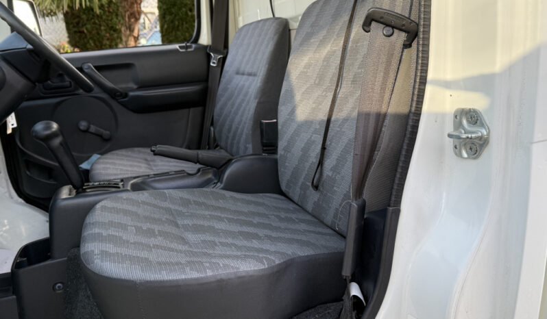 
								2008 Suzuki Carry full									