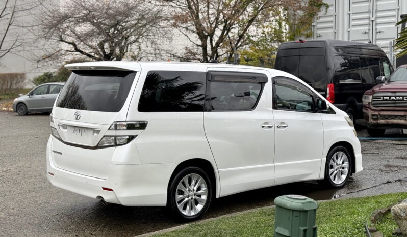 
								2009 Toyota Vellfire full									