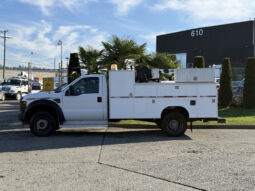 
										2009 Ford F-550 full									