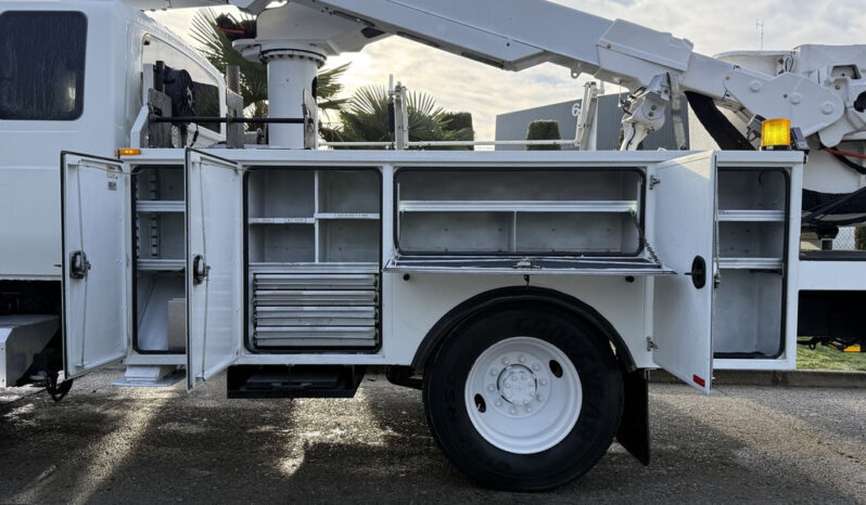 
								2013 International DuraStar full									