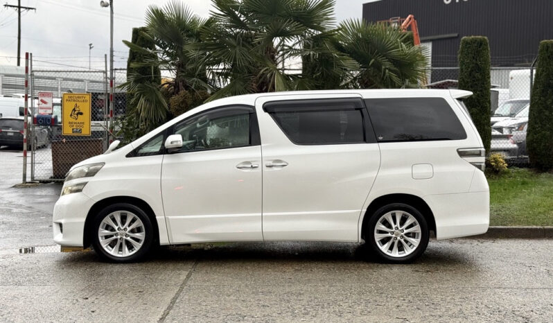 
								2009 Toyota Vellfire full									