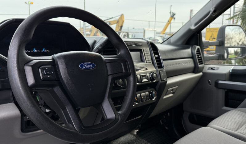 
								2017 Ford F-450 full									