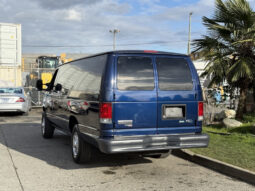 
										2011 Ford Econoline full									