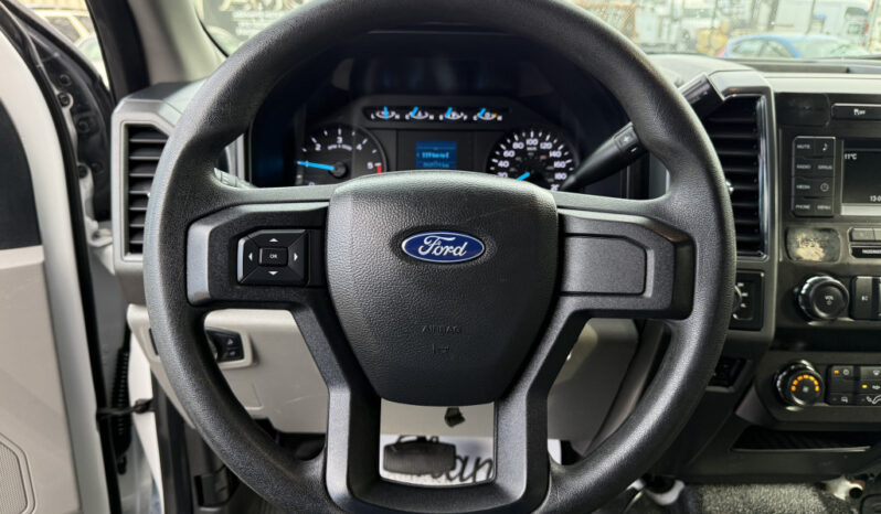 
								2017 Ford F-450 full									