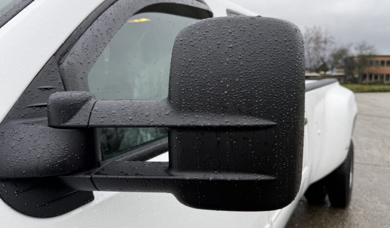 
								2013 Chevrolet Silverado 3500HD full									