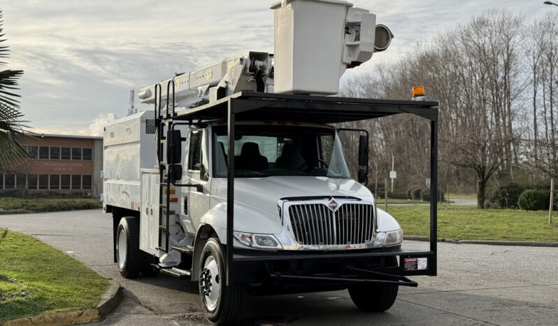 
								2011 International 4300 full									