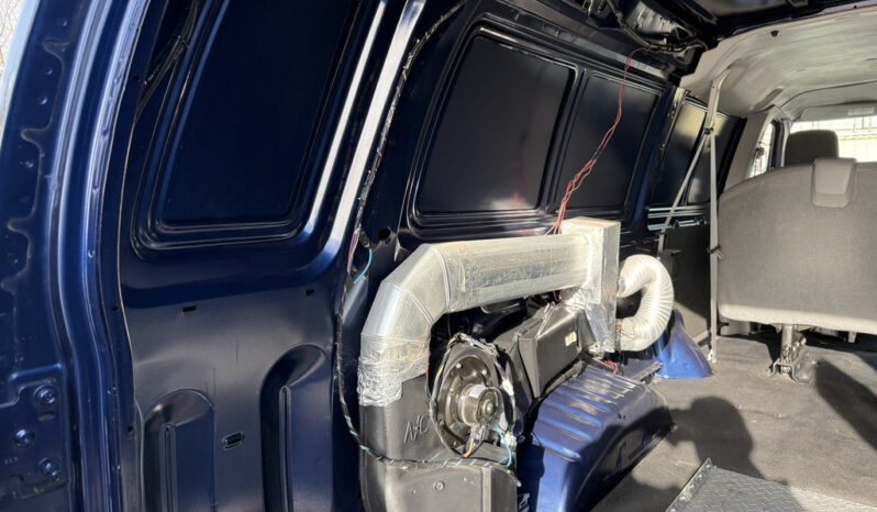 
								2011 Ford Econoline full									