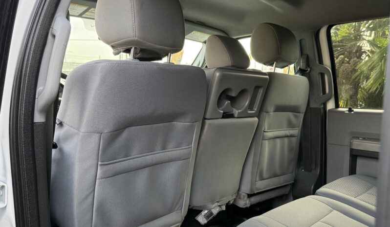 
								2015 Ford F-550 full									